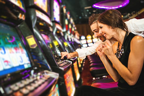 gogogo app interface showing live blackjack table on mobile screen